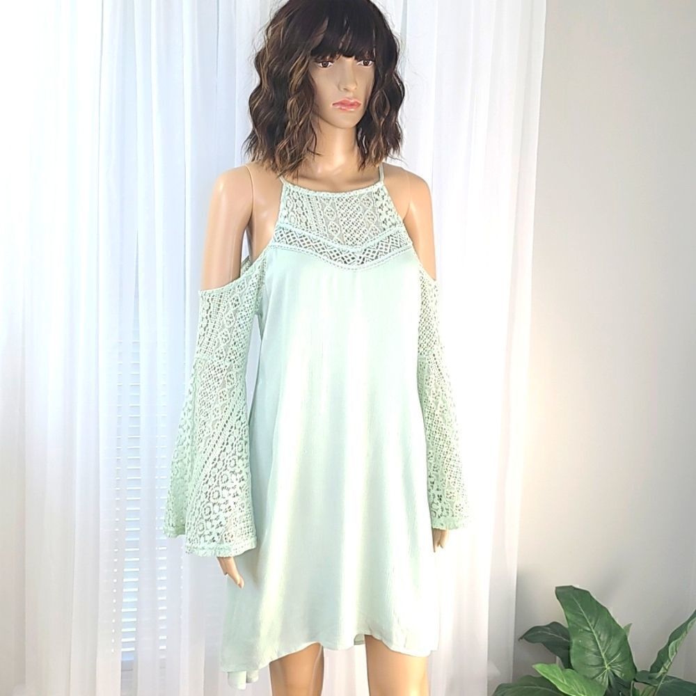 ENTRO Cold Shoulder Mint Green Beauty Small